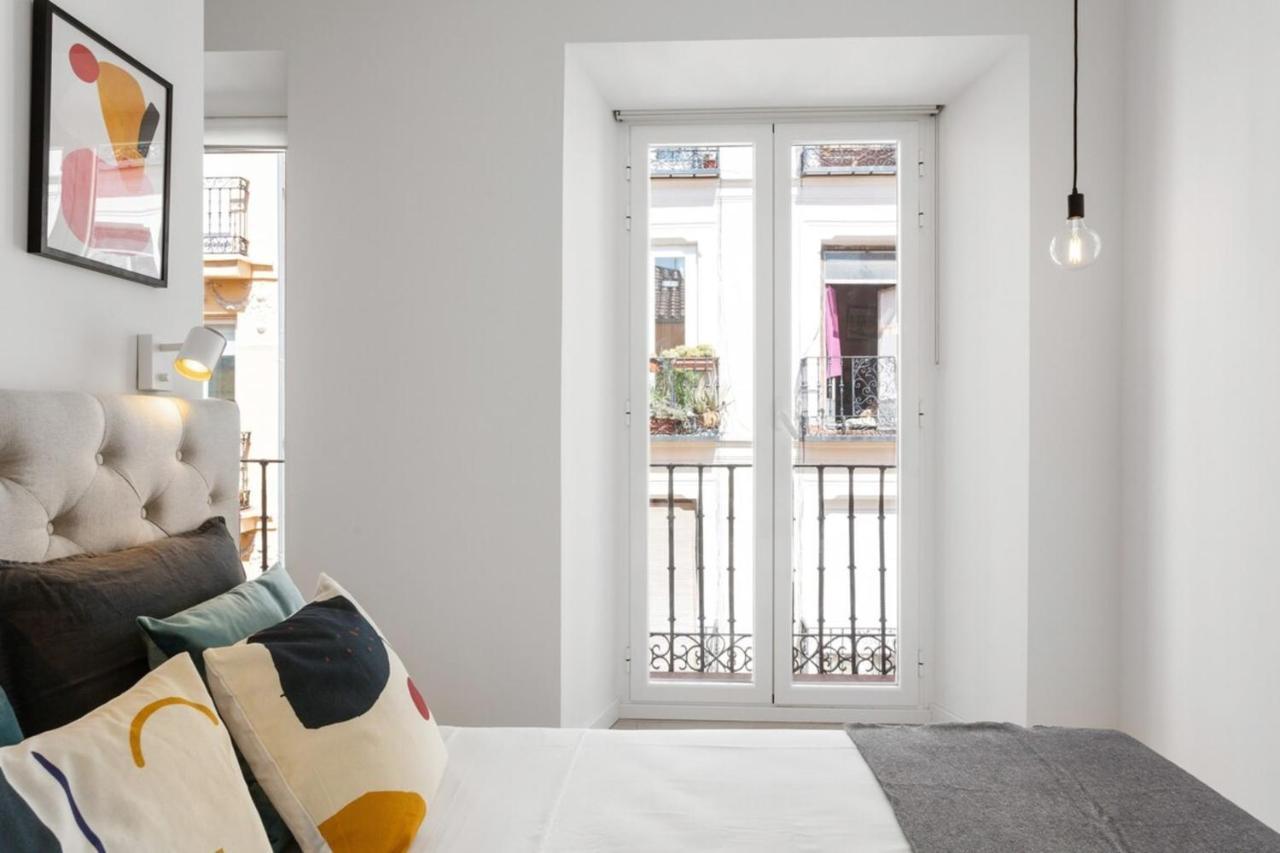 Modern 1 Bedroom Apartment Near Lavapies Madrid Eksteriør bilde