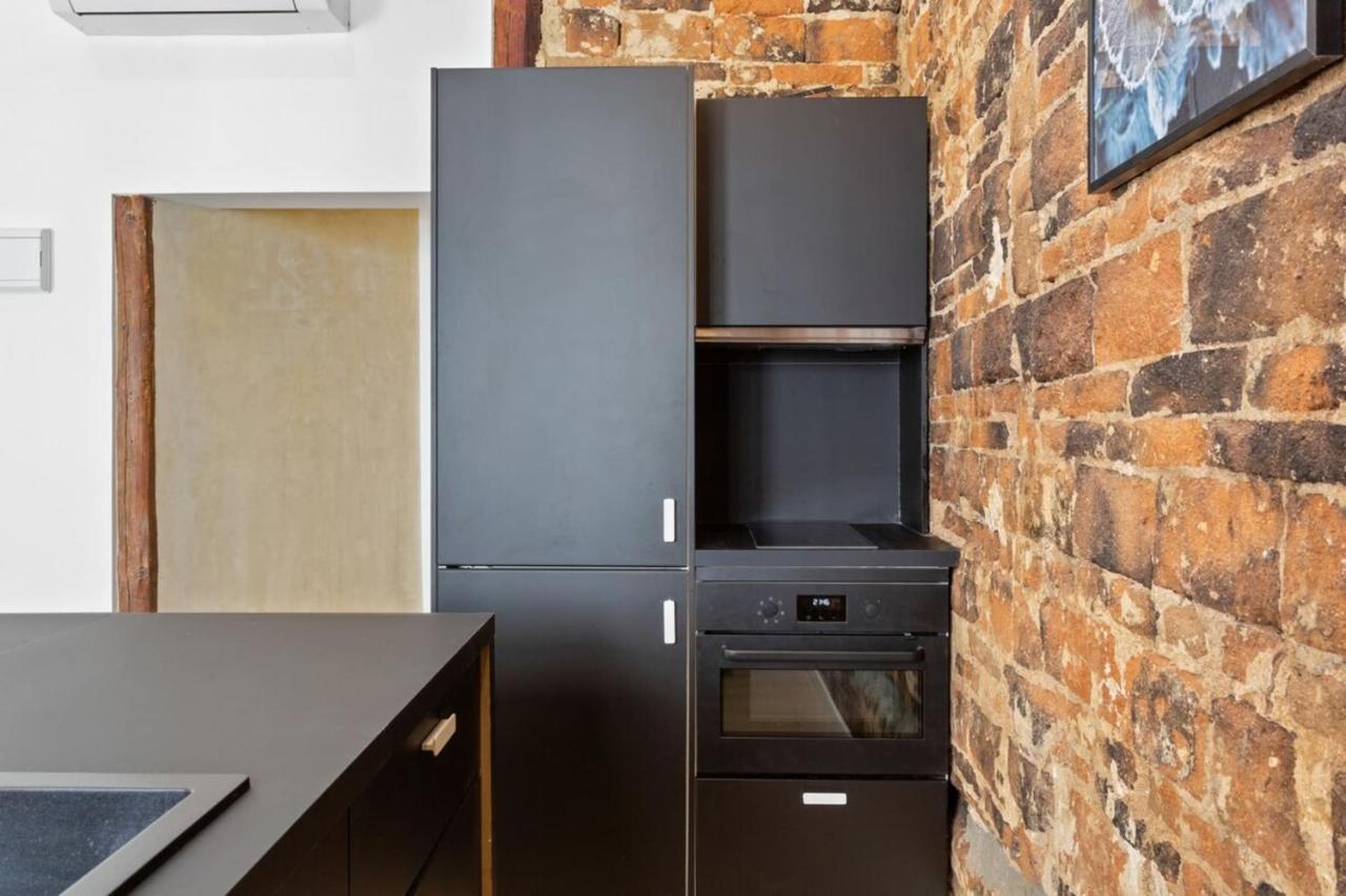 Modern 1 Bedroom Apartment Near Lavapies Madrid Eksteriør bilde