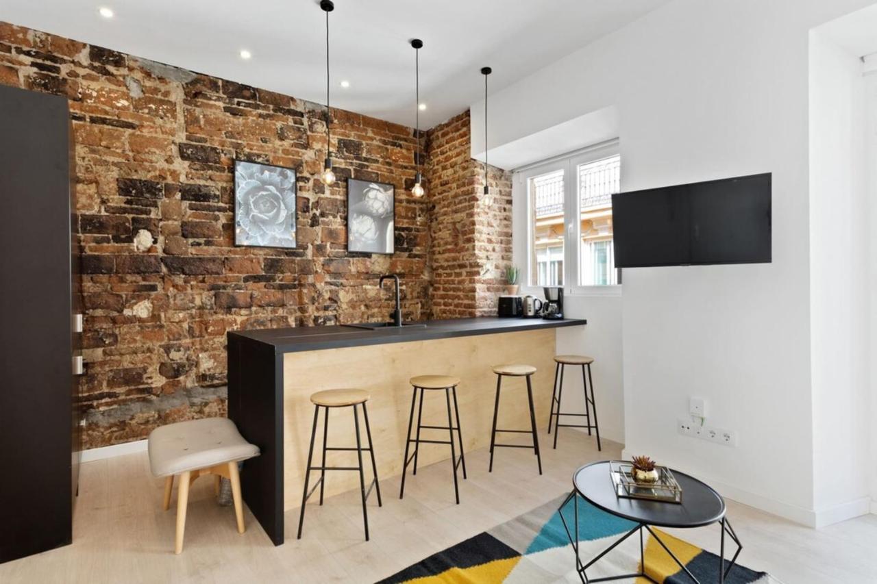 Modern 1 Bedroom Apartment Near Lavapies Madrid Eksteriør bilde