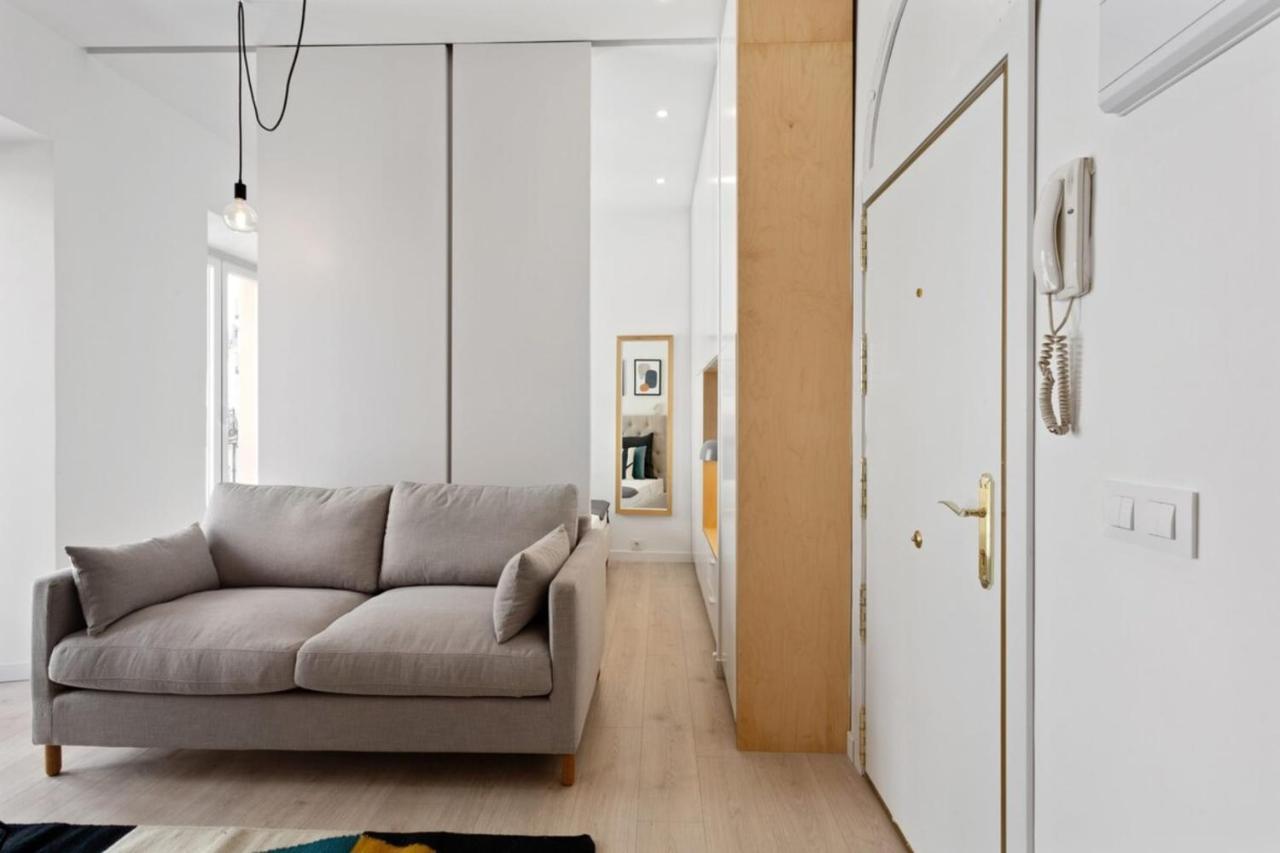 Modern 1 Bedroom Apartment Near Lavapies Madrid Eksteriør bilde