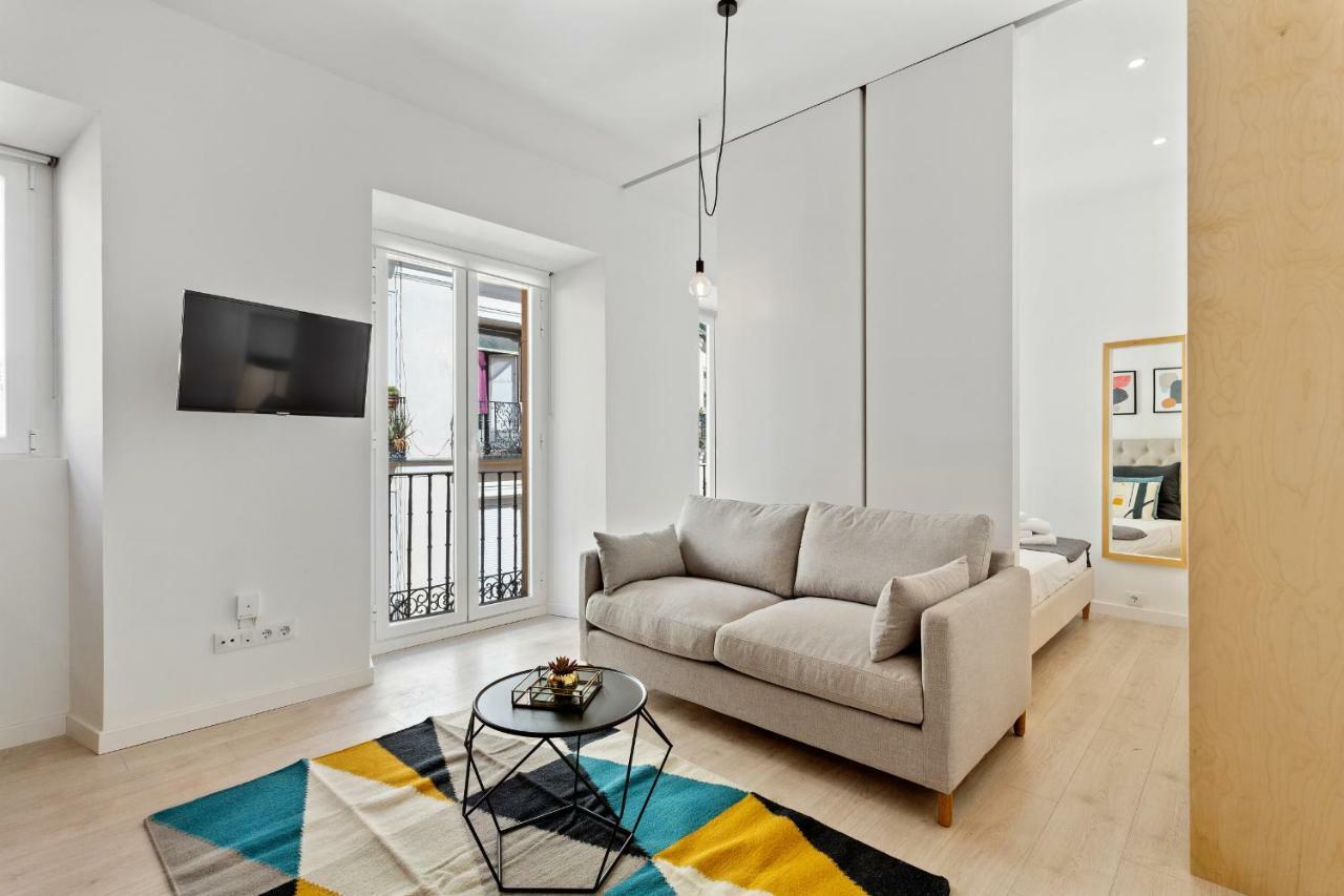 Modern 1 Bedroom Apartment Near Lavapies Madrid Eksteriør bilde